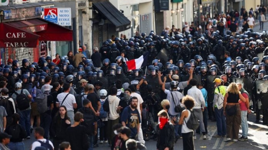 «Βράζει» η Γαλλία - Προς νέες απεργίες στις 2 Οκτωβρίου - Άκαρπη η συνάντηση συνδικαλιστών με Lecornu