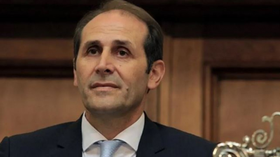 Στην Αλεξάνδρεια Ημαθίας η κηδεία του Βεσυρόπουλου -  Μητσοτάκης: Έφυγε ο καλύτερος άνθρωπος