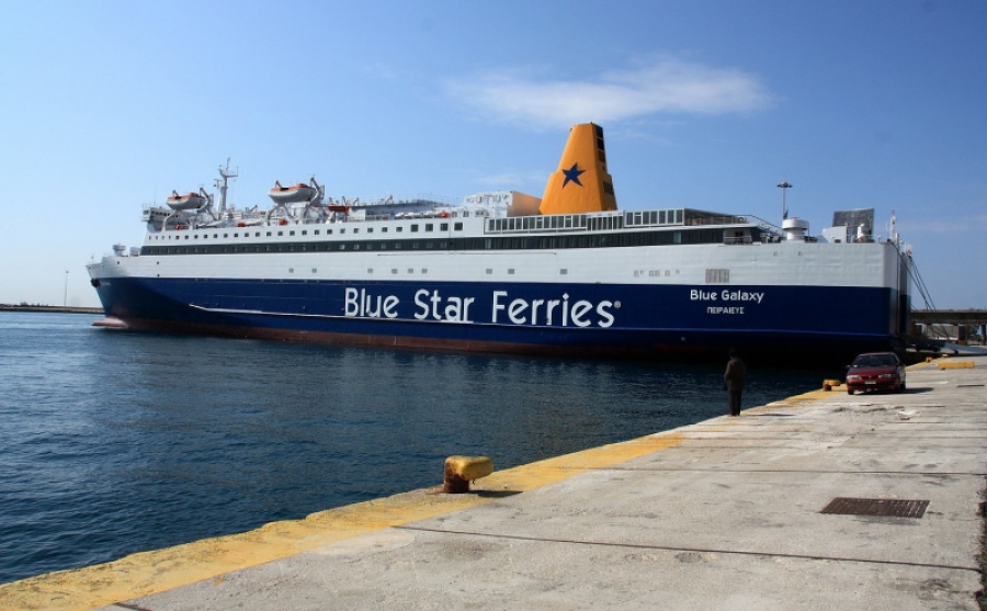 Απαγορεύτηκε ο απόπλους του Βlue Galaxy από το Ηράκλειο λόγω βλάβης στον καταπέλτη