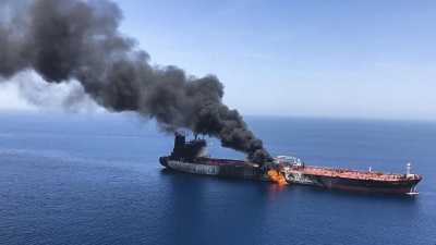 Νέα επίθεση στα Στενά του Hormuz: Χτυπήθηκε τάνκερ