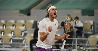 Roland Garros: Έβγαλε εκτός Μεντβέντεφ και «πέταξε» για τα ημιτελικά ο τεράστιος Τσιτσιπάς! (video)