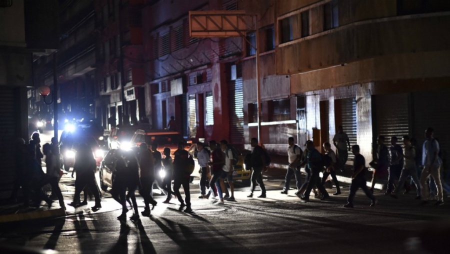 Εκτεταμένο blackout στη Βενεζουέλα – Για σαμποτάζ κάνει λόγο η κυβέρνηση Maduro