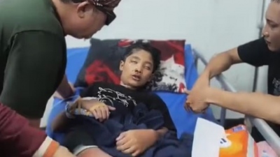 Φρικιαστικός θάνατος 12χρονου αγοριού στην Ινδονησία - Η μητριά του τον ανάγκαζε να πίνει βραστό νερό (Vid)