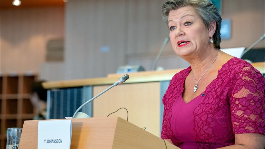 Johansson (Κομισιόν): Θετική η σύνδεση των εξωτερικών συνόρων της ΕΕ και του μεταναστευτικού