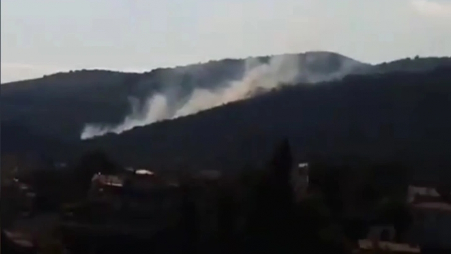 Φωτιά τώρα σε δασική έκταση στην Πάρνηθα