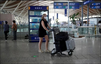 H Κίνα ανοίγει αύριο 15/3 τα σύνορα της σε τουρίστες και βάζει τέλος στον covid
