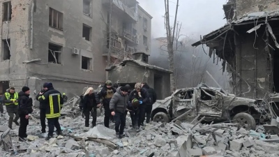 Περίεργες εκρήξεις στο Kharkiv: Οι Ουκρανοί κατηγορούν τη Ρωσία για... πυραυλικό χτύπημα χωρίς πυραύλους (vid)