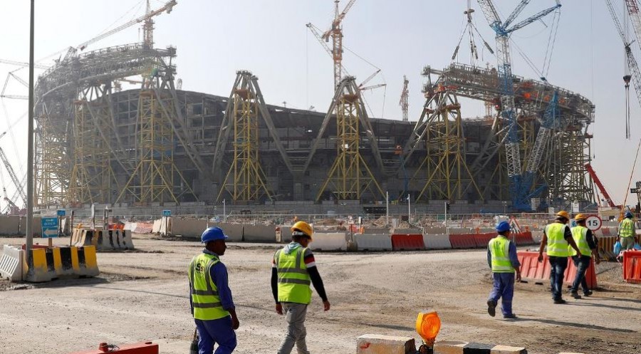 Κατάρ: Αύξηση 25% στον κατώτατο μισθό και αλλαγές στην εργατική νομοθεσία