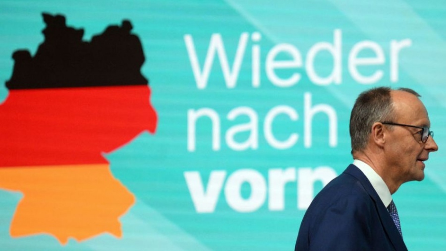 Ο Merz επιδιώκει να επανακαθορίσει τον ρόλο της Γερμανίας στην Ευρώπη… και να χτίσει δεσμούς με τον Trump