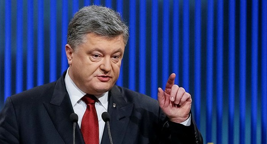 Poroshenko προς ΝΑΤΟ: Στείλτε πλοία στην Αζοφική θάλασσα – Ο Putin θέλει να την καταλάβει