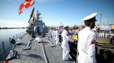 Έτοιμη η Τεχεράνη να στείλει πολεμικά πλοία στο Γιβραλτάρ για να συνοδεύσει το τάνκερ πίσω στο Ιράν