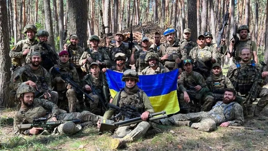 Συγκλονιστικά στοιχεία από Colin Freeman (δημοσιογράφος) - Ένας στους πέντε Βρετανούς μισθοφόρους στην Ουκρανία σκοτώθηκε