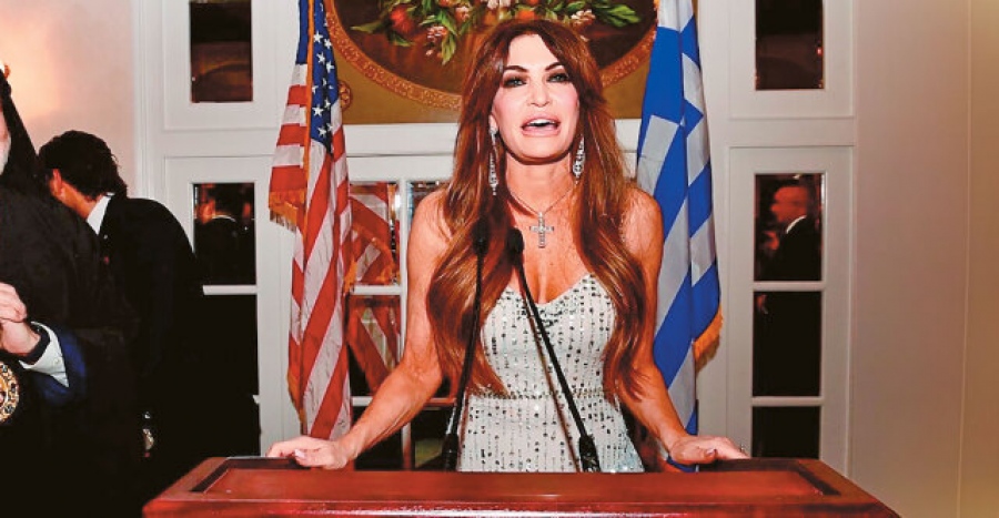 Σοκ - Ολική ανατροπή με τη νέα Πρέσβη των ΗΠΑ στην Ελλάδα - Φωτογραφίες της Kimberly Guilfoyle από την Ελλάδα