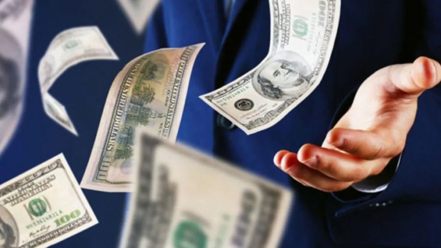 «Γιατί αργούν τόσο να απαντήσουν;» – 100 δισεκατ. ρούβλια έχουν φύγει από τη Ρωσία προς μη φιλικές χώρες - Τι συνέβη