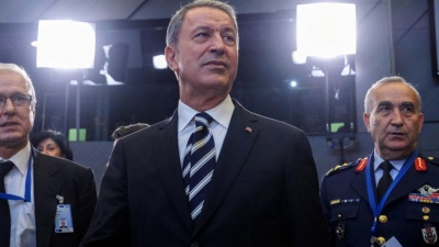 Akar: Θα συνεχίσουμε την επίθεση στη Συρία, εάν δε εφαρμοστεί πλήρως η κατάπαυση του πυρός