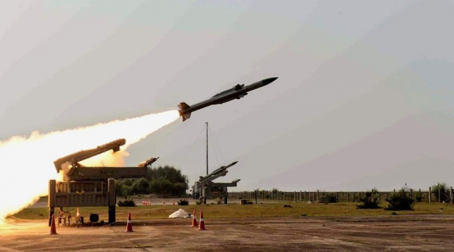 Ισραηλινοί πύραυλοι έπληξαν το διεθνές αεροδρόμιο της Δαμασκού – Στόχοι αποθήκες της Hezbollah