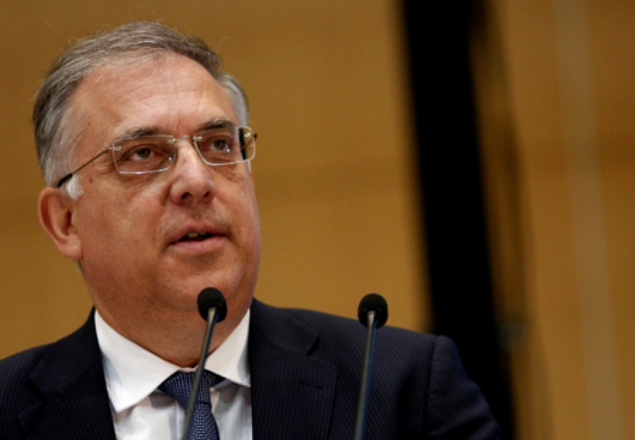 Εγκύκλιος Θεοδωρικάκου για τη λειτουργία του δημόσιου τομέα στην καραντίνα – Τι αναφέρει