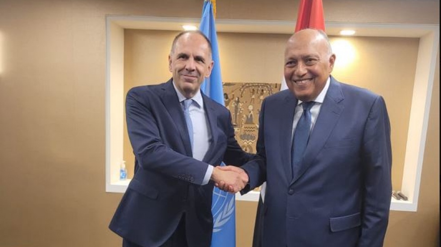 Συνάντηση Γεραπετρίτη με τον ΥΠΕΞ της Αιγύπτου – Επιβεβαίωσαν τη βούληση διεύρυνσης συνεργασίας σε διάφορους τομείς