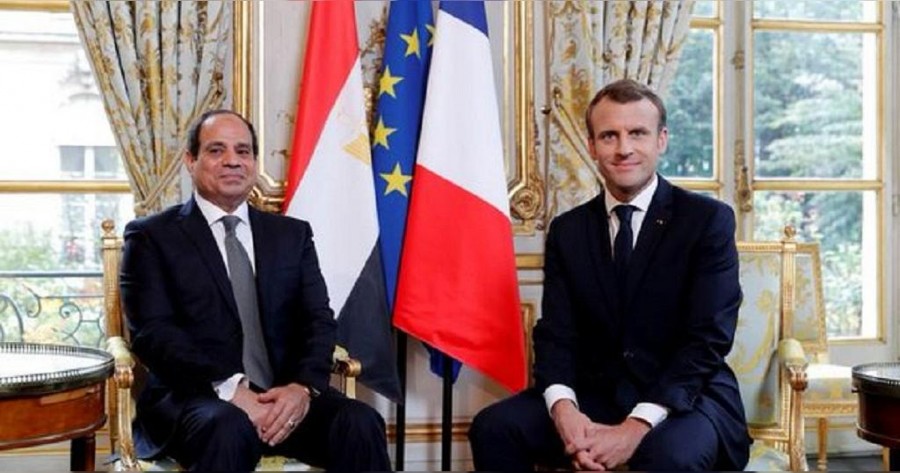 Για τις κρίσιμες εξελίξεις στη Λιβύη συζήτησαν τηλεφωνικά Macron – Sisi