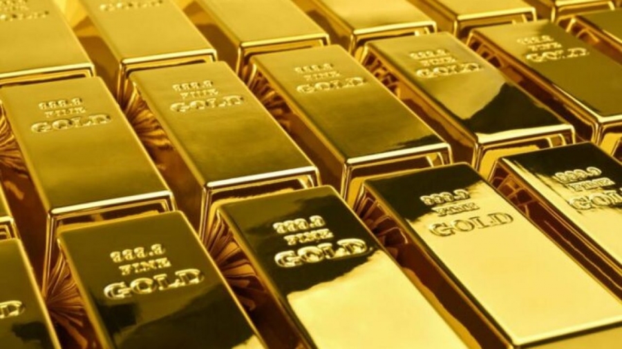 Σε χαμηλό άνω των 2 ετών υποχώρησε ο χρυσός, στα 1.677,3 δολ. ανά ουγγιά