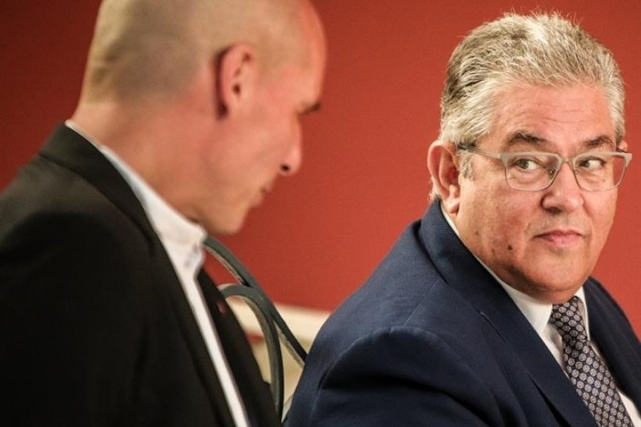 Απάντηση Βαρουφάκη σε Κουτσούμπα για τα 