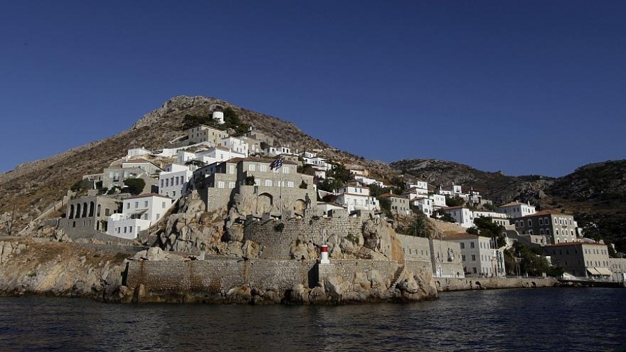 Σε κατάσταση έκτακτης ανάγκης η Ύδρα - Χωρίς ρεύμα και νερό για δεύτερο 24ωρο – Θα στραφούμε νομικά κατά παντός υπευθύνου λέει ο δήμαρχος