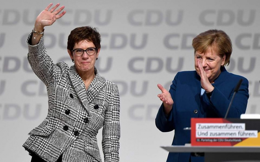 Reuters: Η «μικρή» Merkel στην ηγεσία του CDU