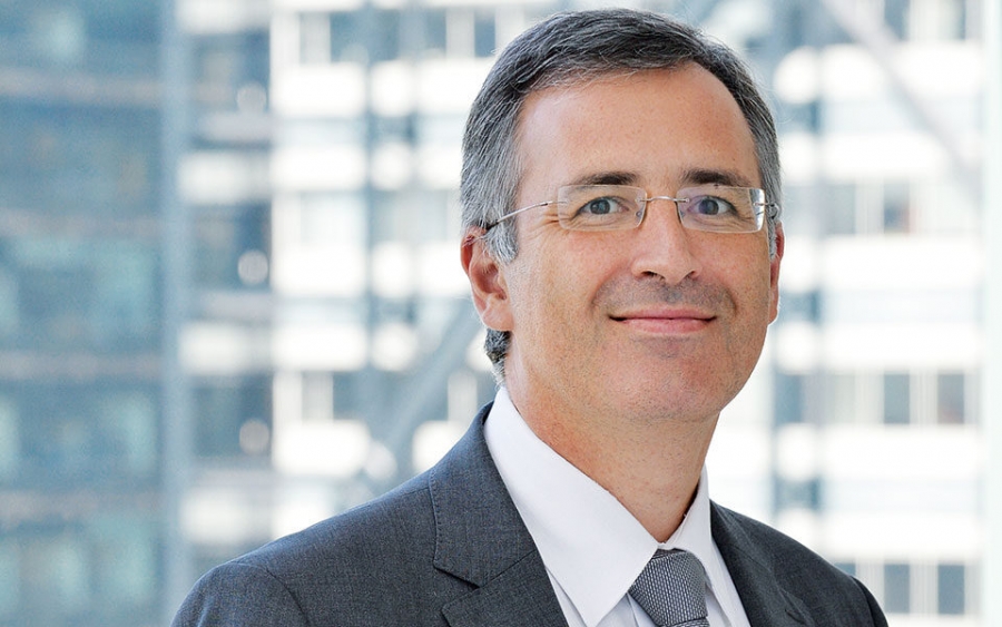 Guriev (πρώην EBRD): Γιατί η άνοδος του ρουβλίου δεν είναι παρά μια «φούσκα»