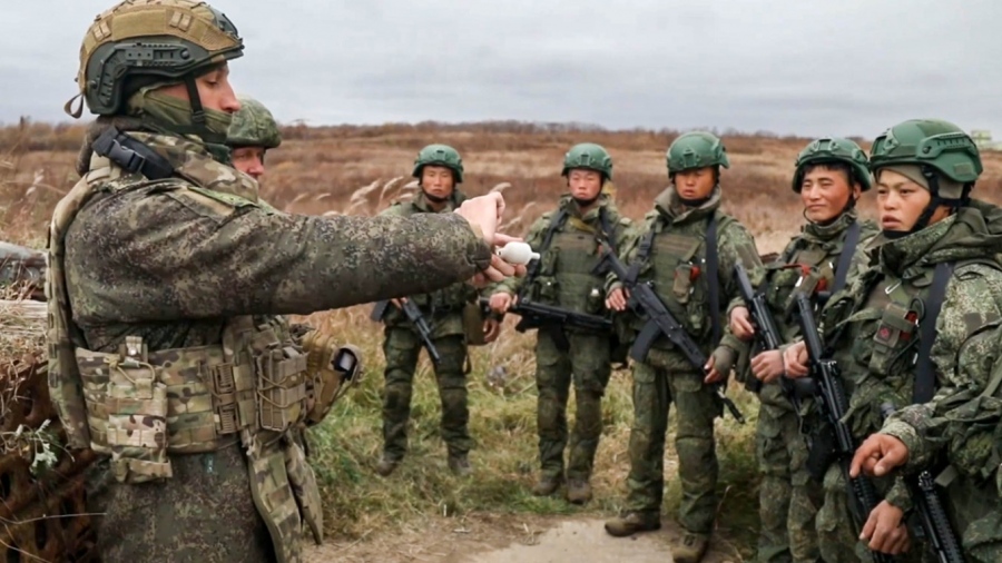 Ρωσία: Βορειοκορεάτες ναρκοσυλλέκτες στο Kursk με τη βοήθεια ρομποτικών συστημάτων