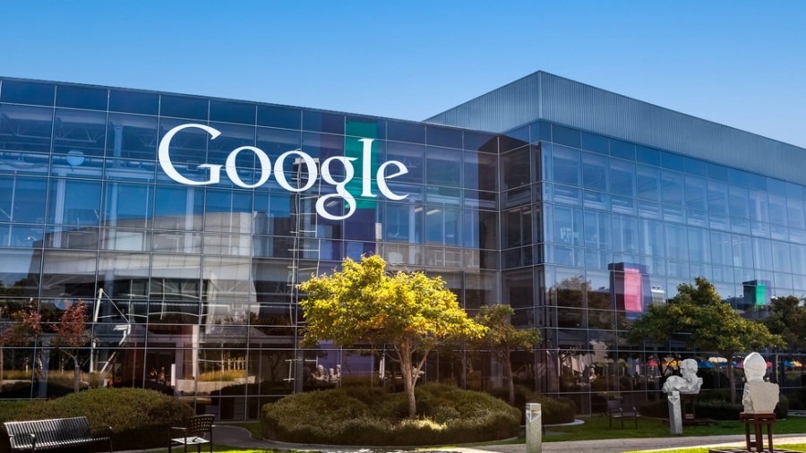 Η Google σε κατάσταση πανικού - Ριζικές αλλαγές ενόψει σύγκρουσης με την ΕΕ