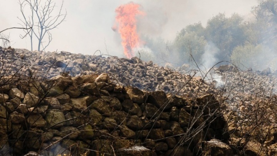 Ιταλία: Πυρκαγιές σε πολλά σημεία της Σικελίας – Κλειστό παρέμεινε το αεροδρόμιο της πόλης Τράπανι