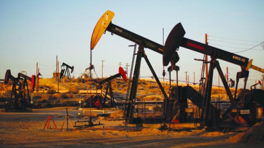 Οι ΗΠΑ μπορούν να «πνίξουν τον κόσμο στον πετρέλαιο» και να «πνιγούν» στα κέρδη - έκθεση