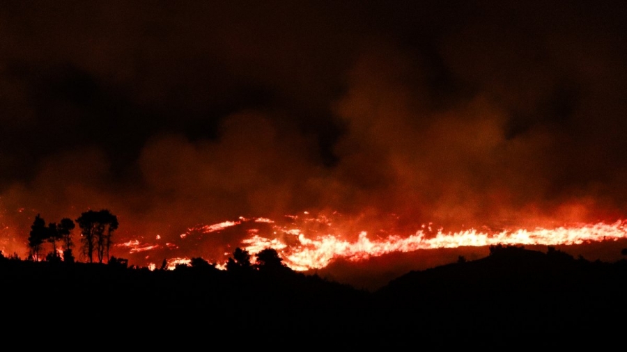 Ο τρόμος του καλοκαιριού 2021 επιστρέφει για την κυβέρνηση – Αντιμέτωπη με νέα οικολογική καταστροφή στην Αττική