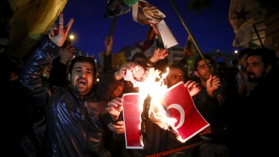 Γαλλία: Πολυπληθείς πορείες Κούρδων κατά του Erdogan και των τουρκικών επιχειρήσεων στη Συρία