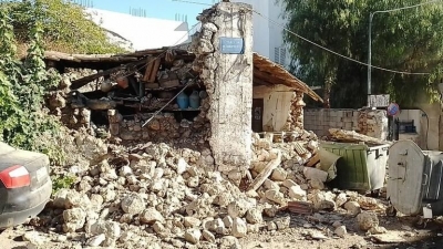 Ισχυρός σεισμός 5,8 Ρίχτερ στο Ηράκλειο της Κρήτης - Ένας νεκρός και 12 τραυματίες - Μπαράζ μετασεισμών, ανησυχία σεισμολόγων