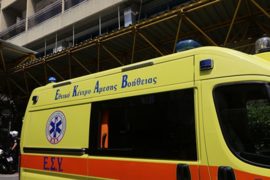 Καβάλα: Τραυματίστηκαν 12 μετανάστες σε τροχαίο – Στο νοσοκομείο και ο οδηγός του οχήματος στο οποίο επέβαιναν