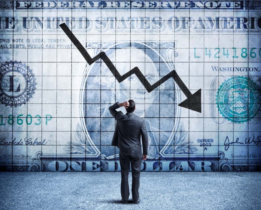 Πυκνά σύννεφα πάνω από την αμερικανική οικονομία - CEOs λιανεμπορίου: Σε οριακό σημείο ο καταναλωτής - Κατακόρυφη πτώση δαπανών με κάρτες