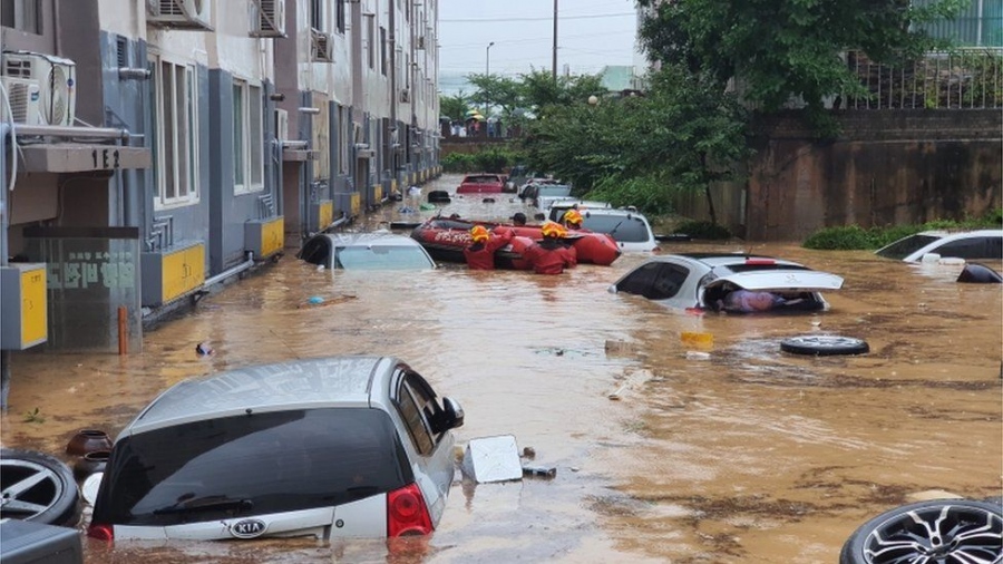 Φονικές πλημμύρες στη Νότια Κορέα με επτά νεκρούς, 3 αγνοούμενους και πάνω από 1.500 ανθρώπους εκτοπισμένους