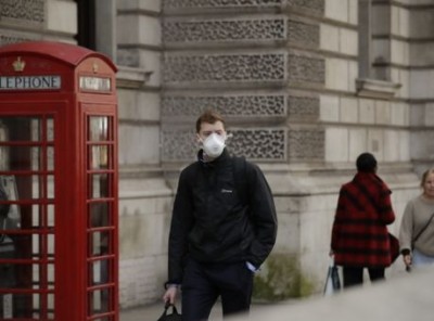 Βρετανία: 210 νέοι θάνατοι και 34.500 κρούσματα Covid -19 το τελευταίο 24ωρο