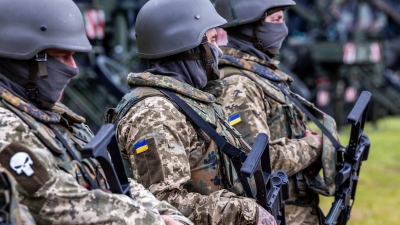 Σήψη μέχρι το μεδούλι - Ουκρανός διοικητής «έτρεχε» κύκλωμα που φυγάδευε λιποτάκτες  στην Ευρώπη - Το κασέ και οι πρακτικές του