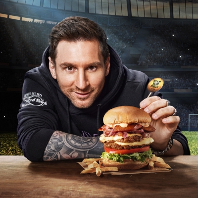 Το Hard Rock Cafe παρουσιάζει το Messi Burger
