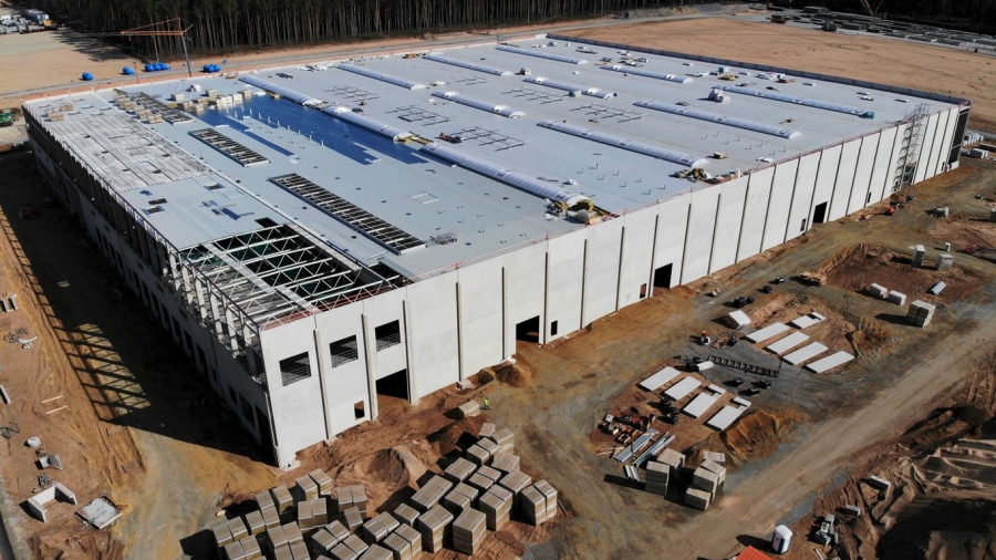Γερμανία: Η Tesla φιλοδοξεί να φτιάξει το μεγαλύτερο εργοστάσιο αυτοκινήτων της Ευρώπης