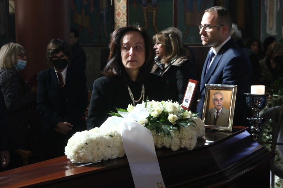 Πέθανε ο πατέρας της Άννας Διαμαντοπούλου – «Ο κ. Τάκης έφυγε! Πλήρης γεμάτων ημερών»