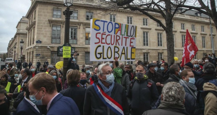 Γαλλία: Αναδιατύπωση του άρθρου 24 του νόμου για την «καθολική ασφάλεια»