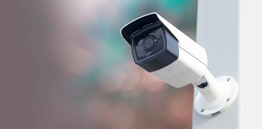 Κάμερες έβλεπαν στο... σπίτι των γειτόνων – Πρόστιμο 6.000 ευρώ σε 2 ιδιώτες