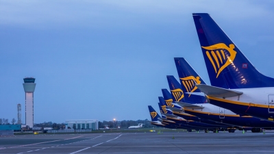 Νέες πτήσεις της Ryanair σε ελληνικά νησιά από Λίβερπουλ και Μάντσεστερ