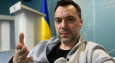 Arestovich (Πρώην σύμβουλος Zelensky): Ο Trump θέλει πρώτα να τελειώσει τον πόλεμο στην Ουκρανία και μετά να επιτεθεί στη Βενεζουέλα