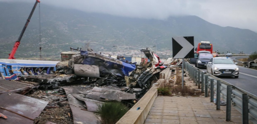 Μηχανοδηγοί για Τέμπη: Από την αρχή έγινε προσπάθεια συγκάλυψης – Ποιος κρύβεται πίσω από τη μονταζιέρα και γιατί