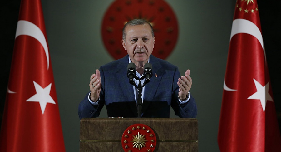 Erdogan: Η βουτιά του νομίσματός μας δείχνει σχέδιο εναντίον της Τουρκίας - Οι ΗΠΑ μου είχαν θέσει διορία έως 8/8 για τον πάστορα