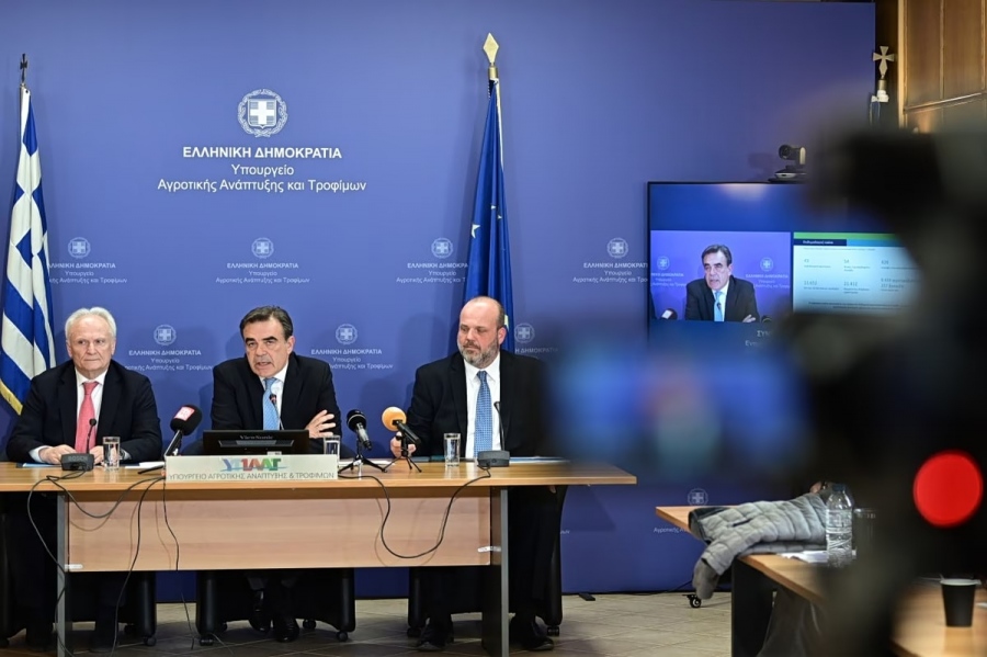 Τετραμερές σχέδιο στήριξης για τον αφθώδη πυρετό: Ενισχύσεις, αποζημιώσεις και σημαντικές αποφάσεις για κτηνοτρόφους και τυροκόμους